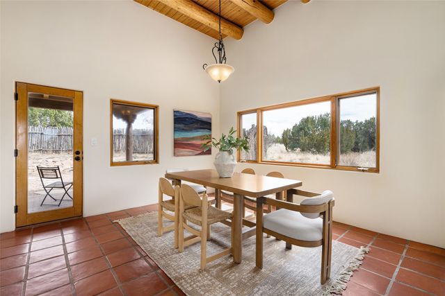 5 Espira Road, Santa Fe, NM 87508