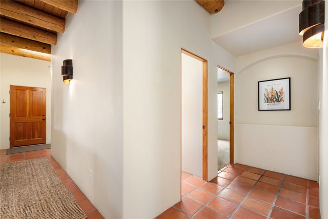 5 Espira Road, Santa Fe, NM 87508