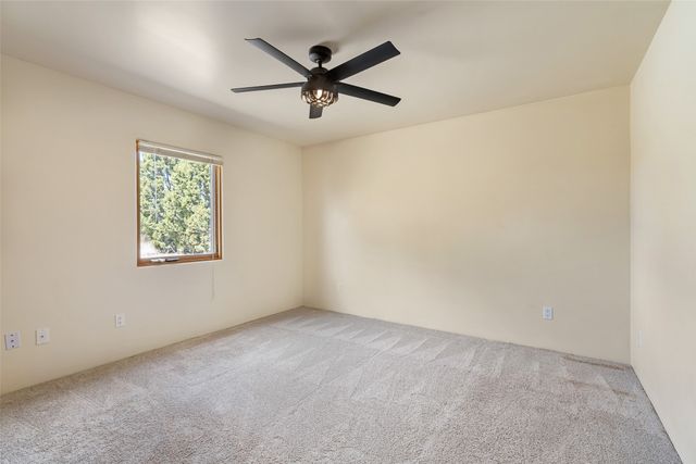 5 Espira Road, Santa Fe, NM 87508