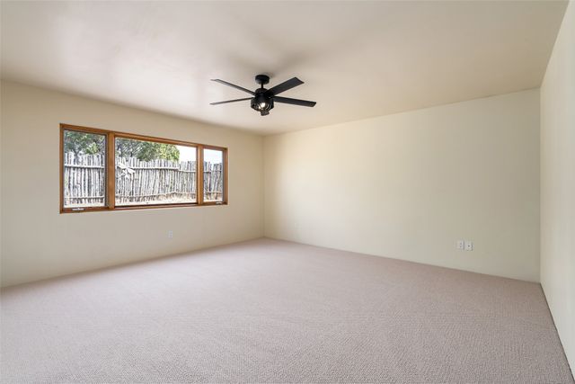 5 Espira Road, Santa Fe, NM 87508