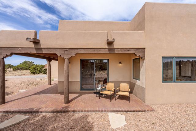 5 Espira Road, Santa Fe, NM 87508