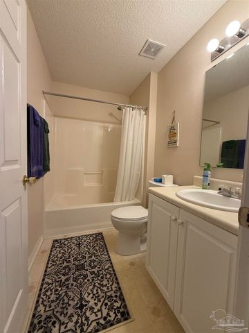 1152 Simpson St, Pensacola, FL 32526