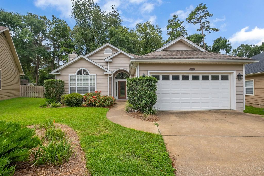2973 Stoneybrook, Tallahassee, FL 32309