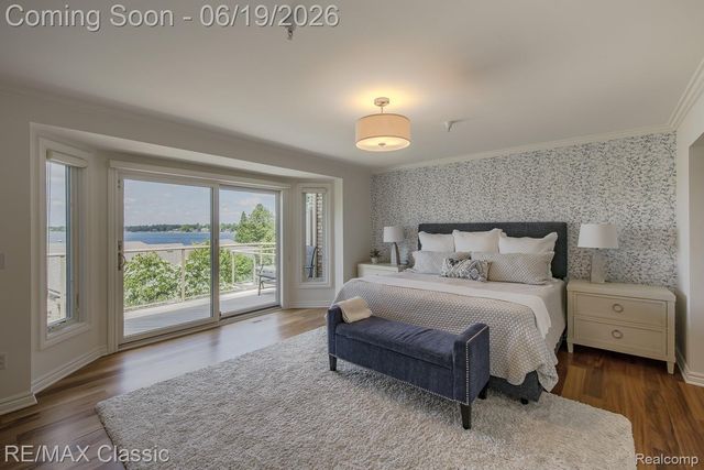980 Sunset Drive, Waterford Charter Township, MI 48328