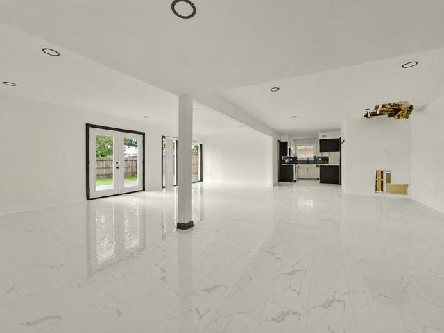 1616 Redway Lane, Houston, TX 77062