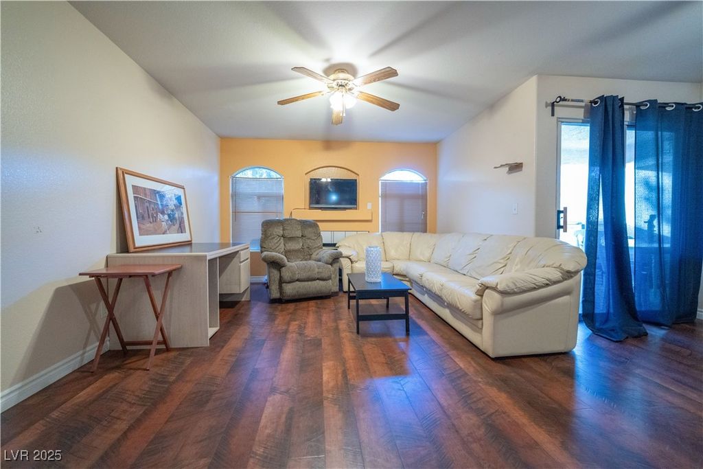Image 18 of property listing at 4555 East Sahara Avenue 276, Las Vegas, NV 89104