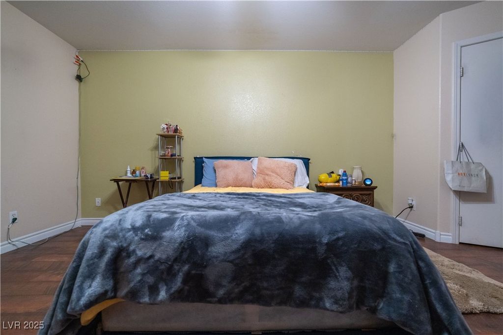 Image 5 of property listing at 4555 East Sahara Avenue 276, Las Vegas, NV 89104