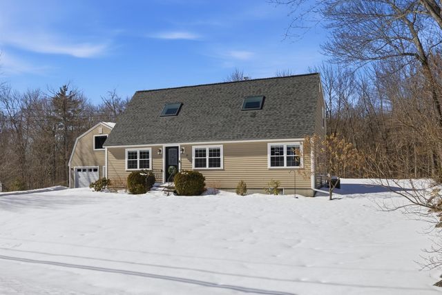11 Ryan Circle, Rochester, NH 03867