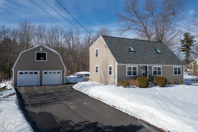 11 Ryan Circle, Rochester, NH 03867