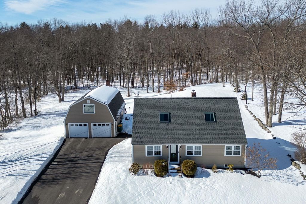 11 Ryan Circle, Rochester, NH 03867