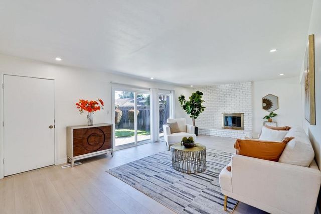 570572 La Conner Drive, Sunnyvale, CA 94087