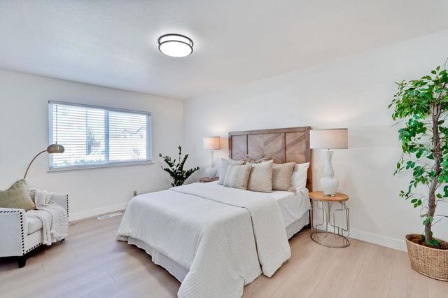 570572 La Conner Drive, Sunnyvale, CA 94087