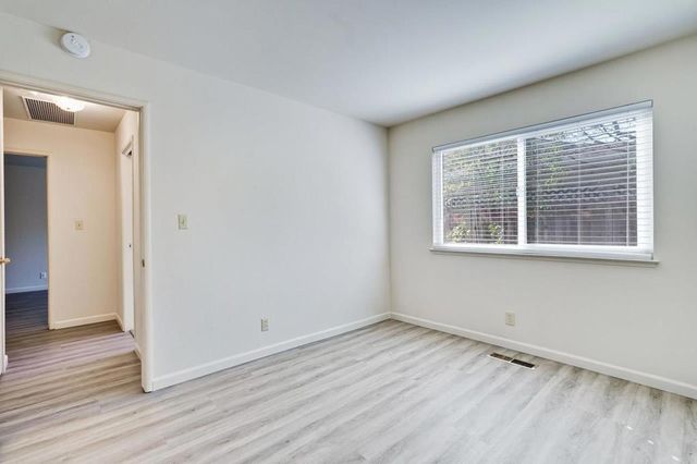 570572 La Conner Drive, Sunnyvale, CA 94087