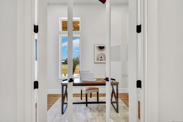 701 Highland Meadows, Bandera, TX 78003