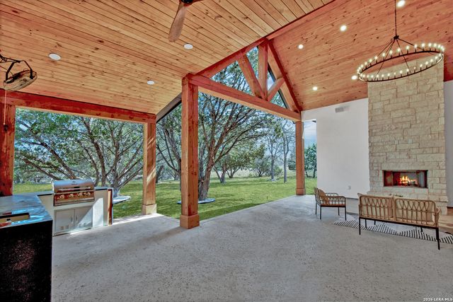 701 Highland Meadows, Bandera, TX 78003