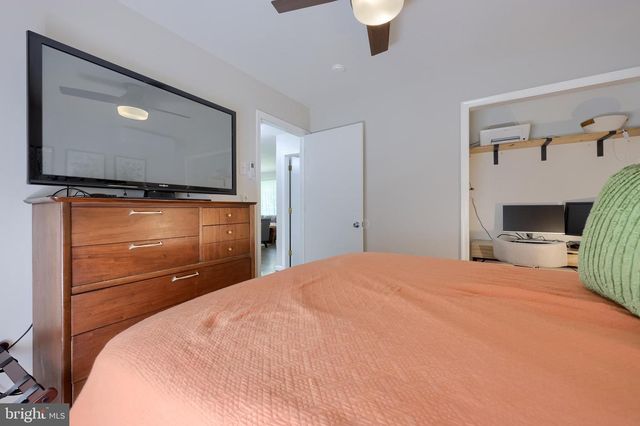 7942 SLEEPY HOLLOW DR, Tobyhanna, PA 18466