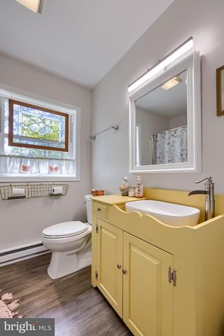 7942 SLEEPY HOLLOW DR, Tobyhanna, PA 18466