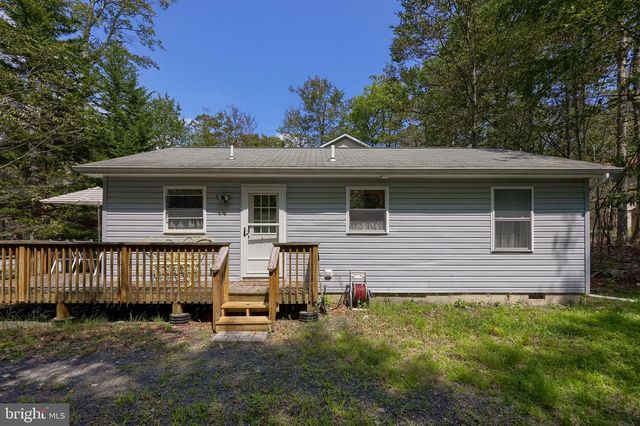 7942 SLEEPY HOLLOW DR, Tobyhanna, PA 18466