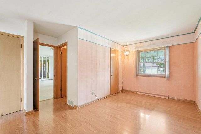 6035 S 23rd STREET, Milwaukee, WI 53221