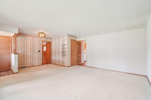 6035 S 23rd STREET, Milwaukee, WI 53221