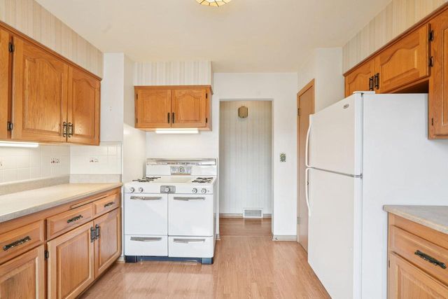 6035 S 23rd STREET, Milwaukee, WI 53221