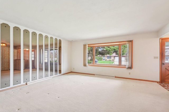 6035 S 23rd STREET, Milwaukee, WI 53221