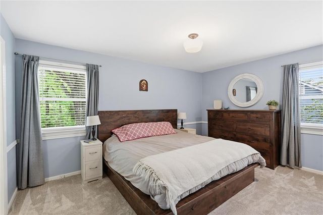 9731 Roe Avenue, Overland Park, KS 66207