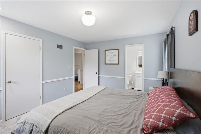 9731 Roe Avenue, Overland Park, KS 66207