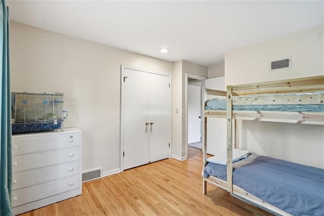 9731 Roe Avenue, Overland Park, KS 66207