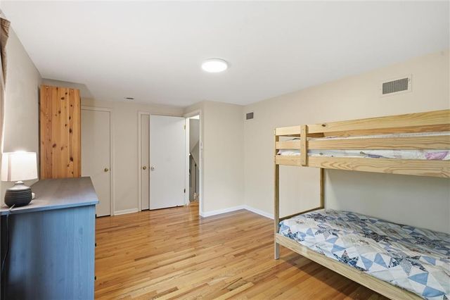 9731 Roe Avenue, Overland Park, KS 66207