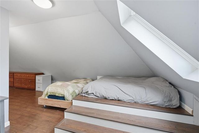 9731 Roe Avenue, Overland Park, KS 66207