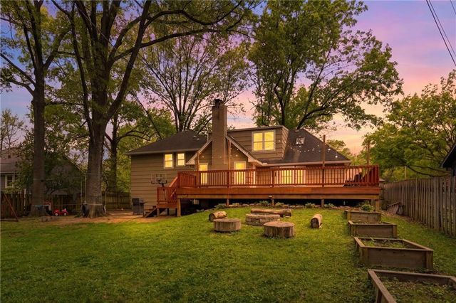 9731 Roe Avenue, Overland Park, KS 66207