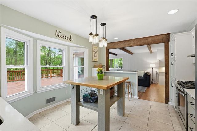 9731 Roe Avenue, Overland Park, KS 66207