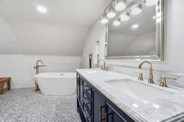 2508 Moundview Drive, Norwood, OH 45212