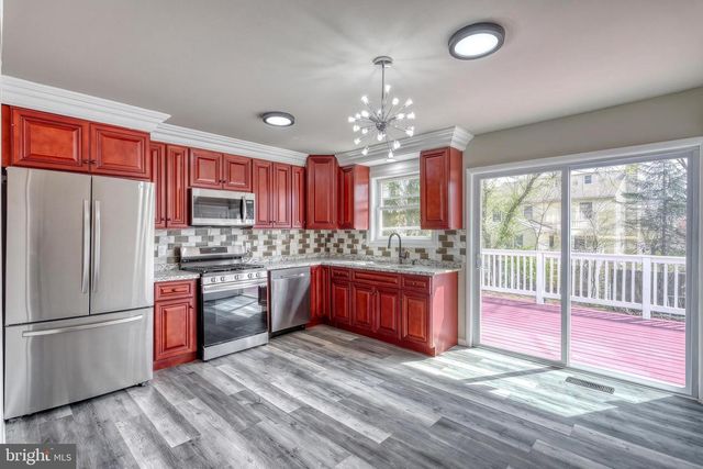6 STEPHEN RD, Camp Hill, PA 17011