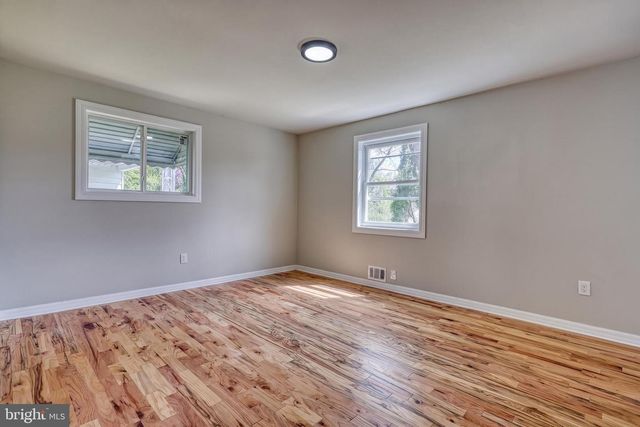 6 STEPHEN RD, Camp Hill, PA 17011