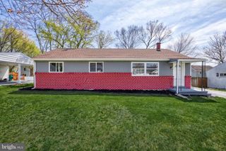 6 STEPHEN RD, Camp Hill, PA 17011