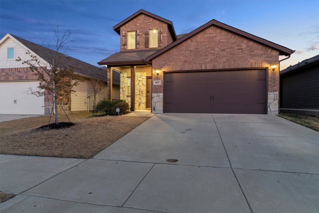 1025 Mason Street, Aubrey, TX 76227