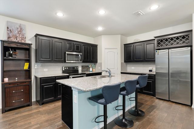 1025 Mason Street, Aubrey, TX 76227