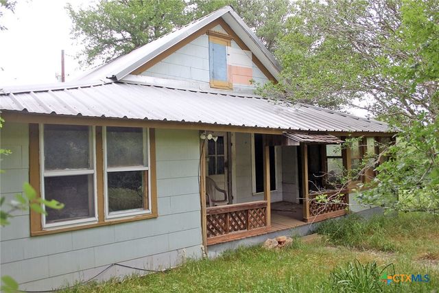 7887 Pettytown Road, Red Rock, TX 78662