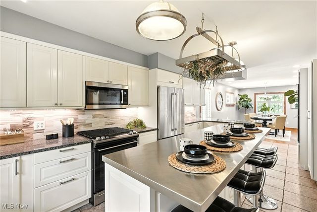 2208 Cleveland Road, Wooster, OH 44691