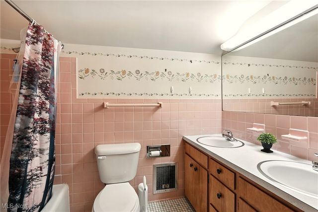 2208 Cleveland Road, Wooster, OH 44691