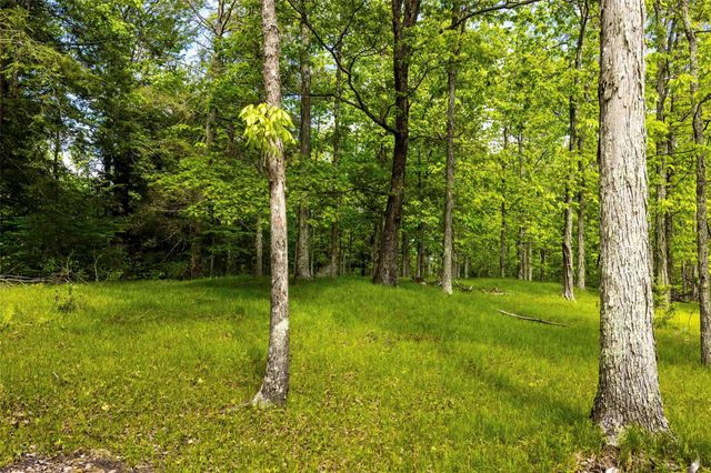 8 Forest Camp Road, Wawarsing, NY 12489