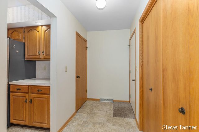 611 S Baldwin Street, Greenville, MI 48838