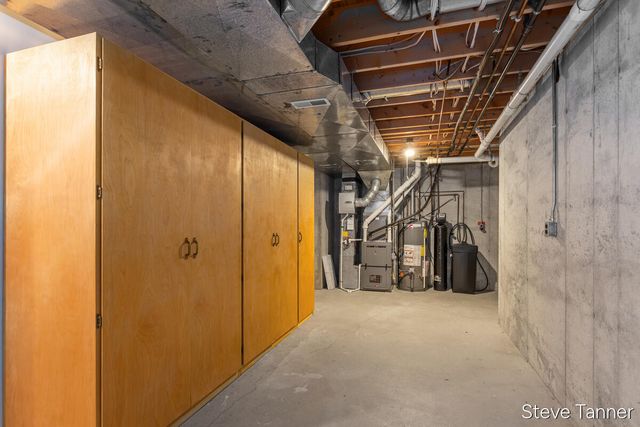 611 S Baldwin Street, Greenville, MI 48838