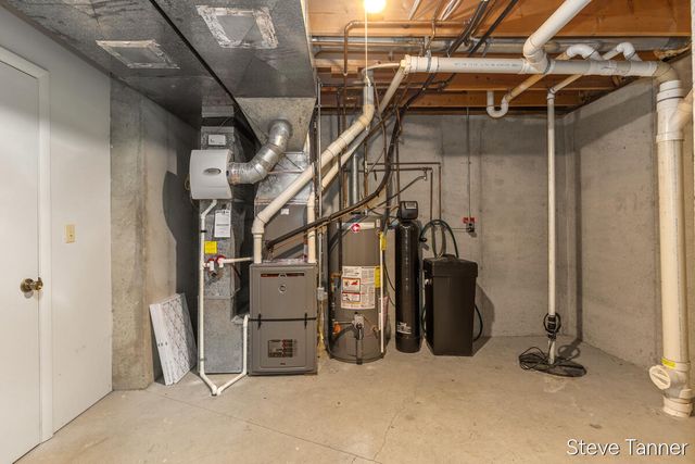 611 S Baldwin Street, Greenville, MI 48838