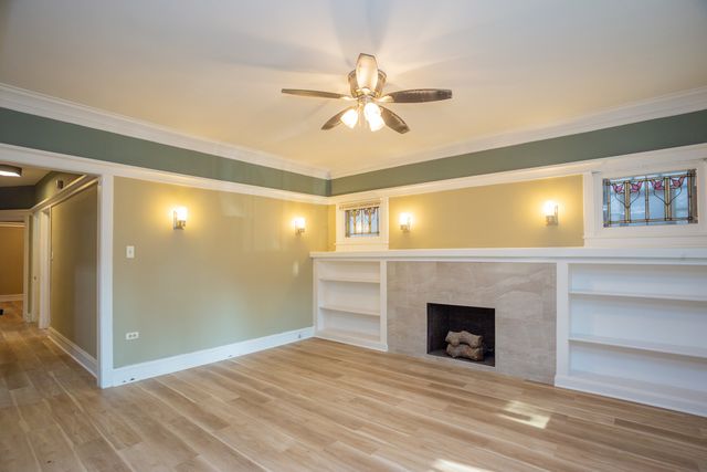 7521 S Champlain Avenue, Chicago, IL 60619