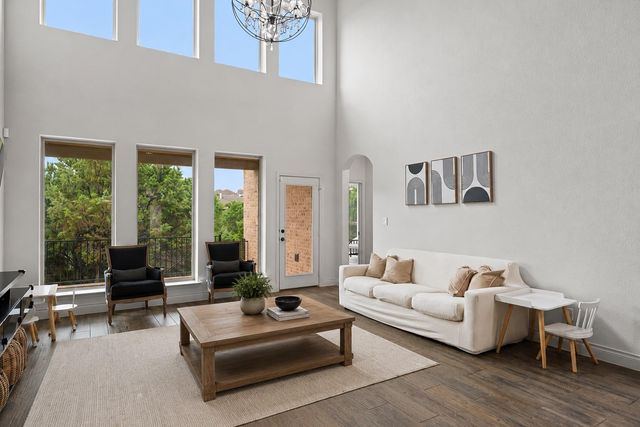 6600 Llano Stage TRL, Austin, TX 78738