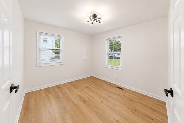 2503 Allenwood Dr, Nashville, TN 37207