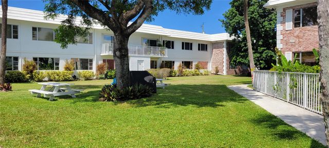 330 S Cypress Rd 610, Pompano Beach, FL 33060